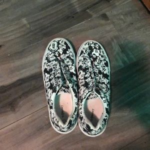 Disney size 10 shoes pre much brand new